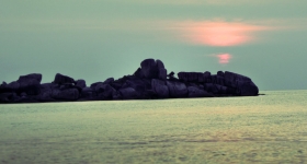 sunset-on-similan-from-water