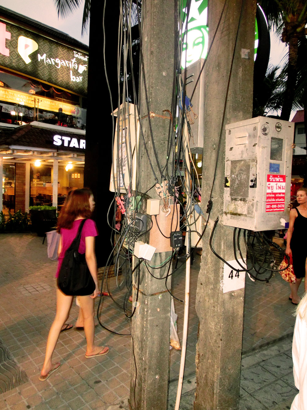 Elektrizität und Kabel in Thailand